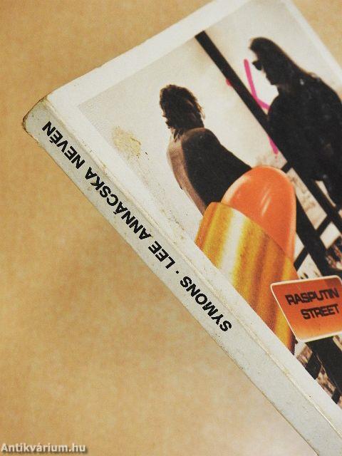 Lee Annácska nevén