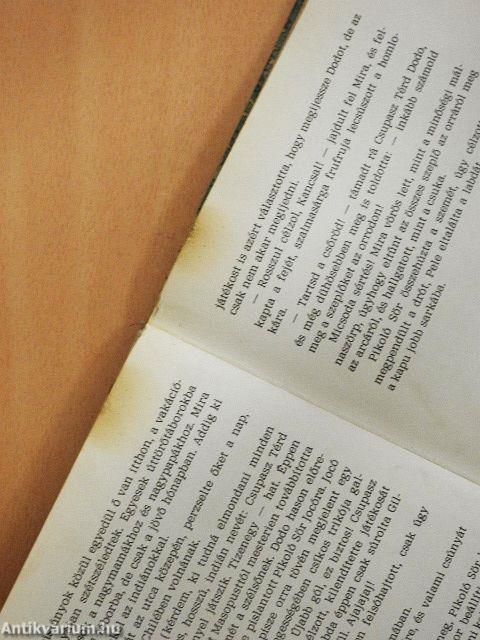 Az Oktávia százzal megy