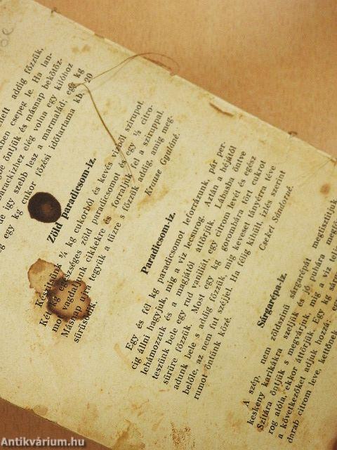 Az Uj Idők Receptkönyve (rossz állapotú)