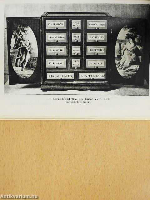 Magyar patikaedények