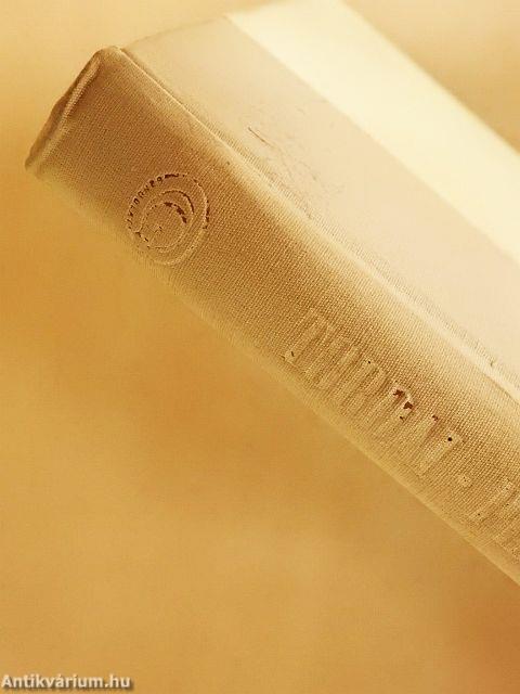 Pernyét hord a szél