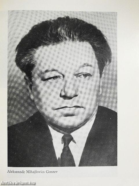 Az Elbrusztól az Antarktiszig