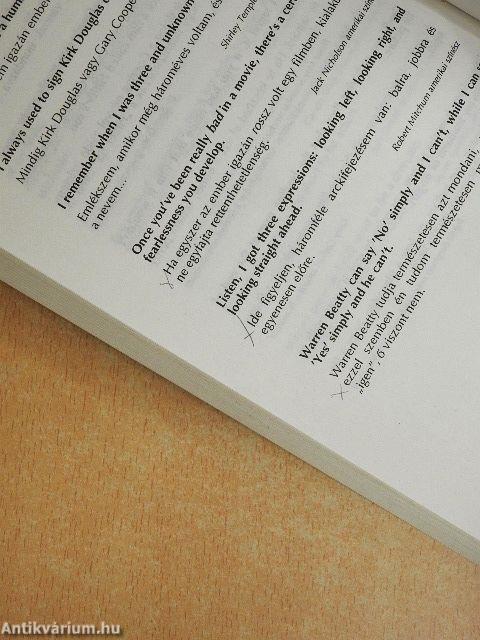 Csitt! Egy fehér lovat hallok közeledni