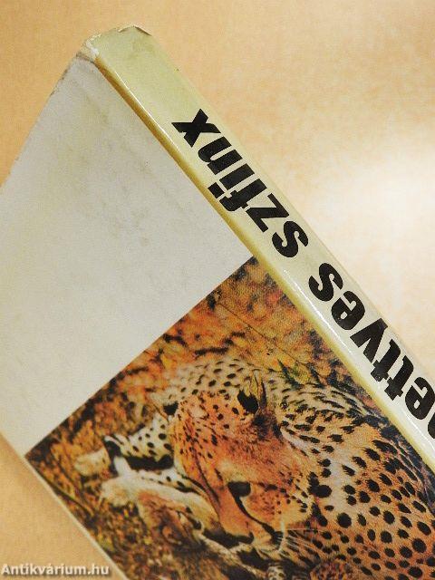 A pettyes szfinx