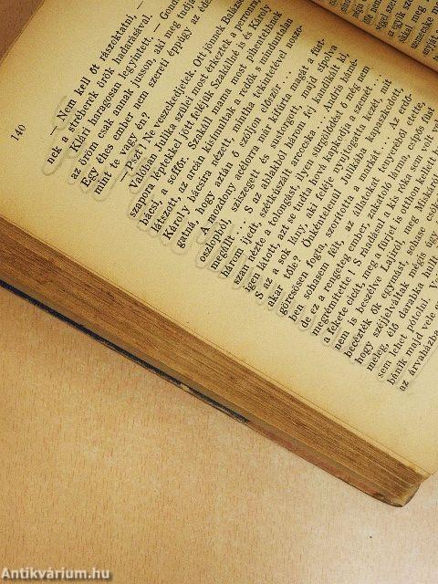 Julika és az ötödik osztály