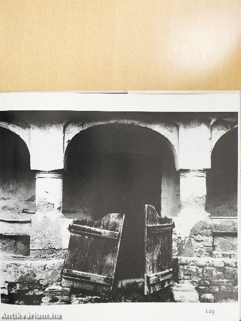 Népi építészetünk nyomában