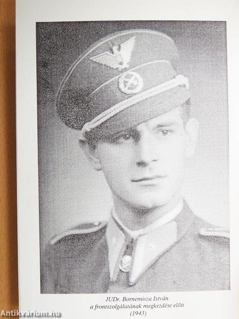 Három ország katonája