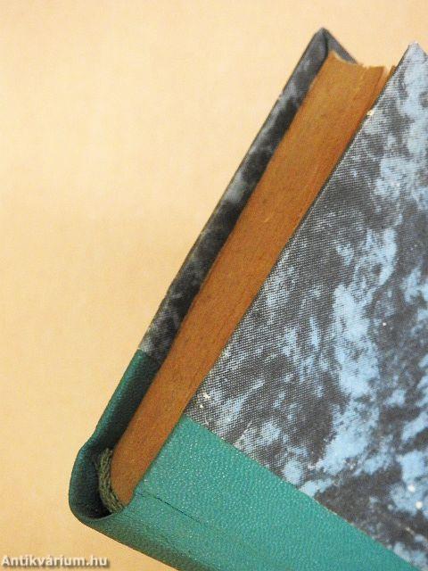 Minden másképp van