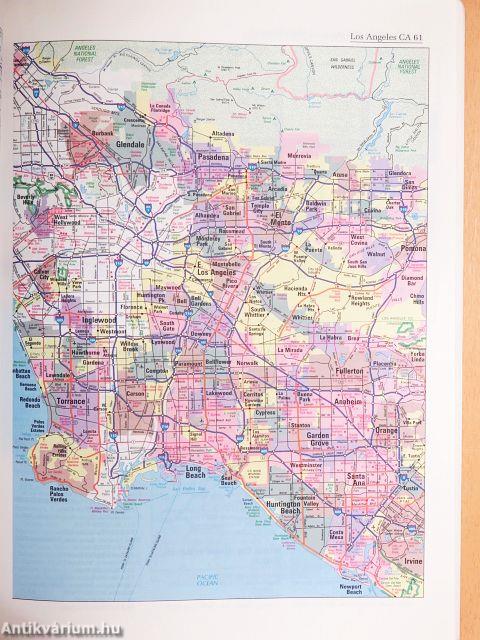 Deluxe Road Atlas and Travel Guide