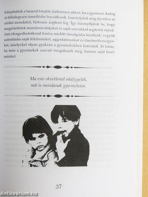 Boldog szülők