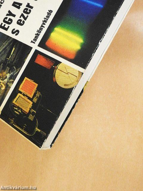 Egy a valóság s ezer a ruhája I.