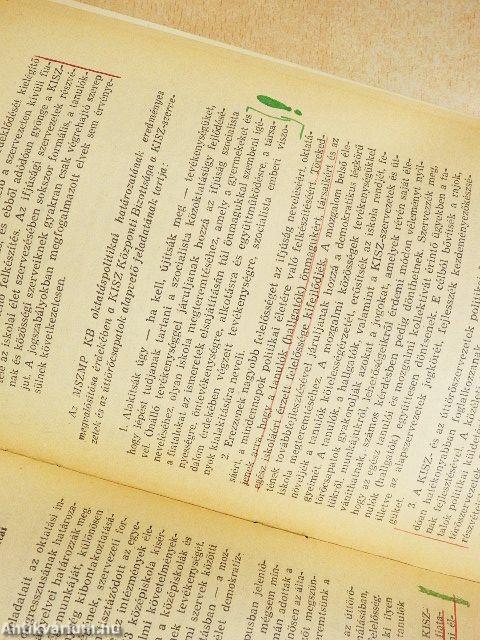 A KISZ KB határozata az ifjúsági és úttörőszövetség feladatairól az állami oktatás helyzetével és továbbfejlesztésével foglalkozó MSZMP KB határozat végrehajtásában