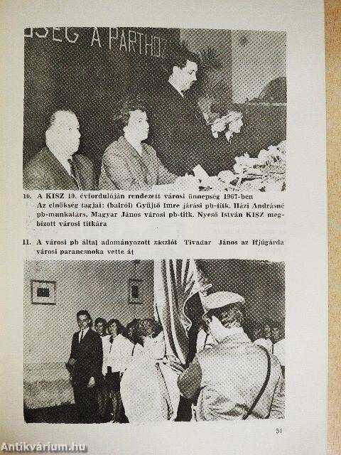 A KISZ zászlóbontása Törökszentmiklóson és környékén