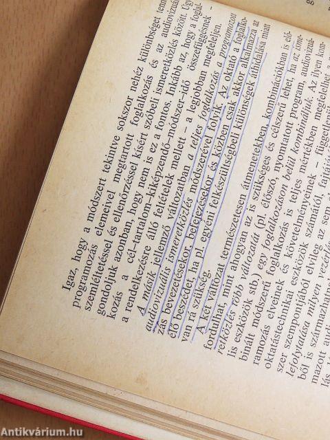 Korszerű oktatástechnikai eszközök és módszerek a katonai kiképzésben