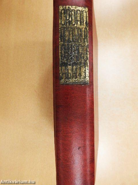 Réztábla a kapu alatt