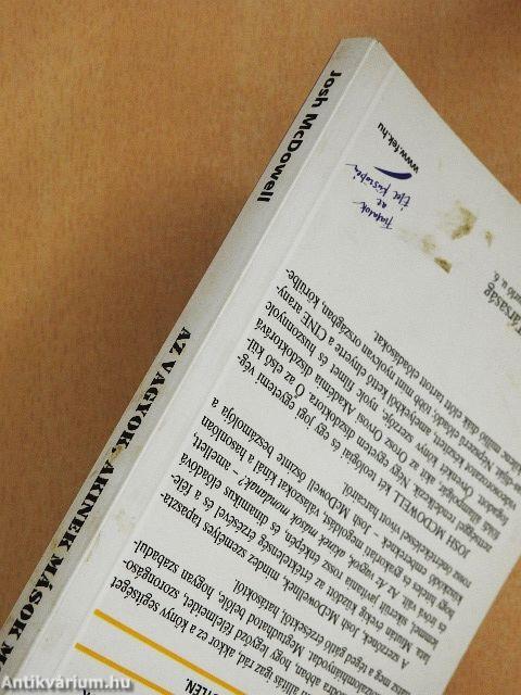 Az vagyok, akinek mások mondanak? 