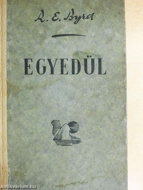 Egyedül