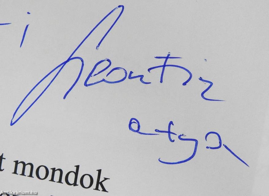 Hittel, mely a szeretet által tevékeny (dedikált példány)