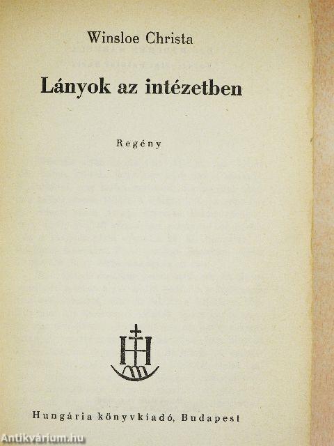 Lányok az intézetben