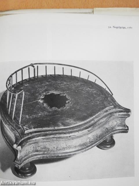 Alte Musikinstrumente (dedikált példány)