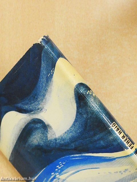 Kék tenger, fehér hajó