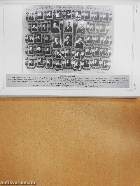 Tablók könyve 1907-2012