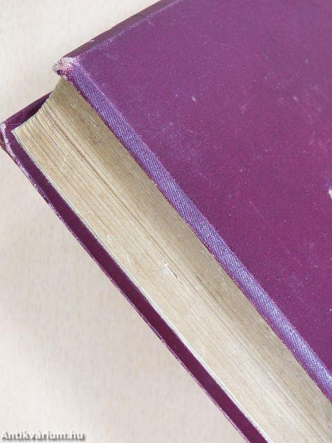 "53 kötet a Magyar Remekirók sorozatból (nem teljes sorozat)"