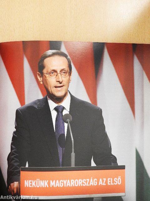 Magyarország előre megy, nem hátra!