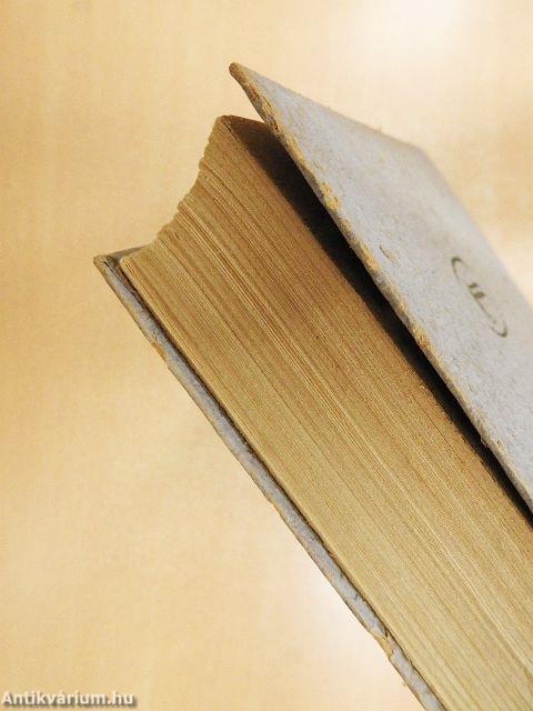 És múlnak az évek