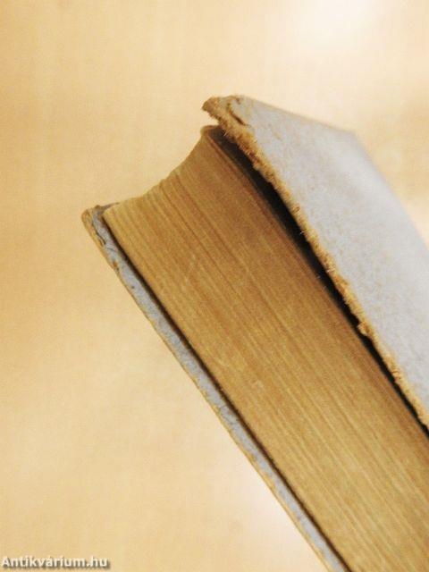 És múlnak az évek