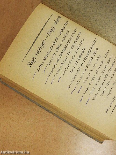 És múlnak az évek