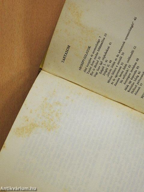 Istenek és falovacskák