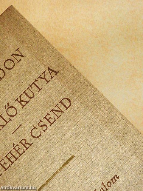 Az éneklő kutya/A fehér csend