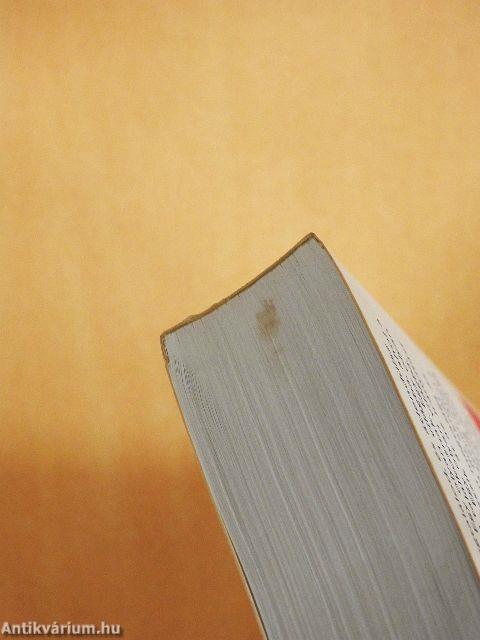 Mert nekünk szeretnünk kell egymást