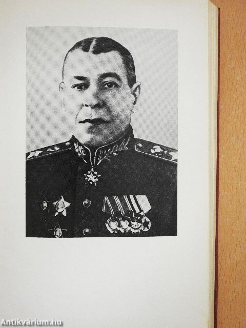 Hadtudományi írások