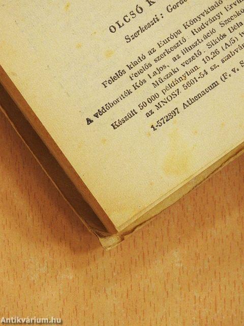 Tizenkét szék I-II.