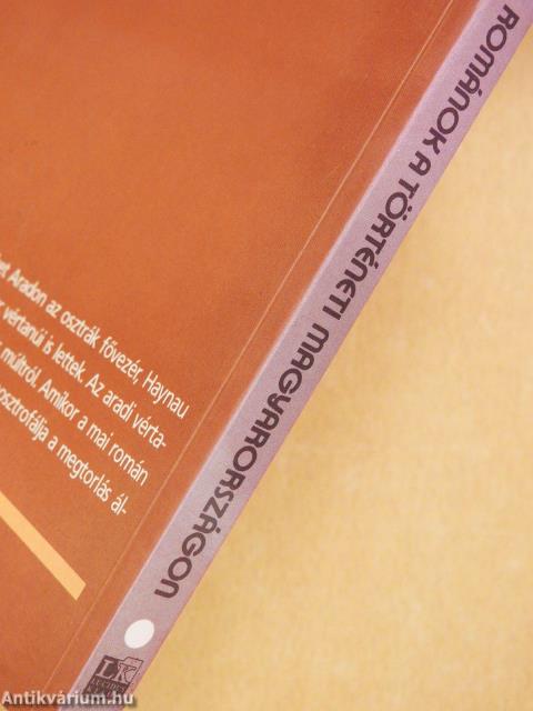 Románok a történeti Magyarországon (dedikált példány)