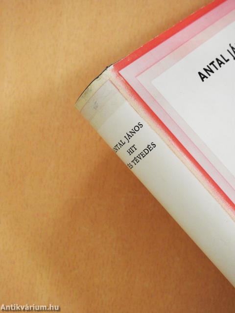 Hit és tévedés (dedikált példány)