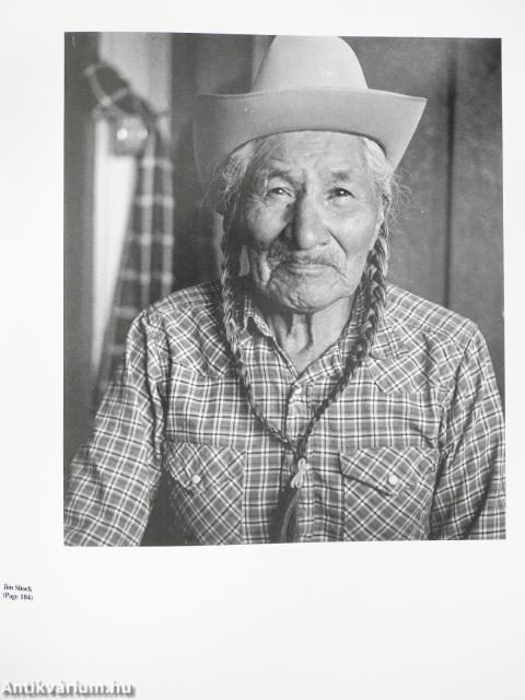 Pow-wow and other Yakima Indian traditions (dedikált példány)