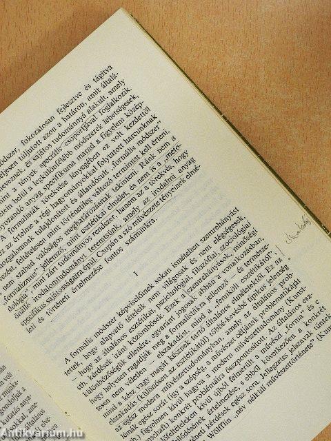 Az irodalmi elemzés