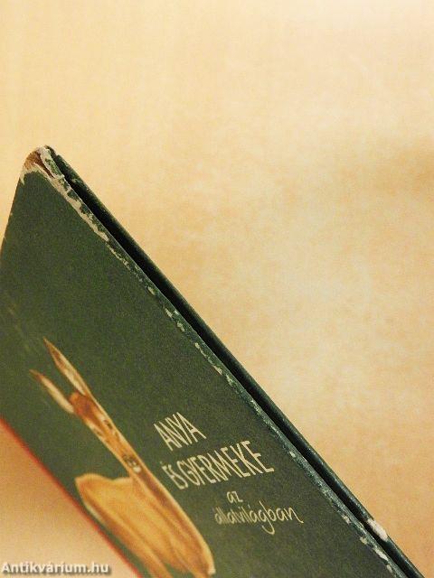 Anya és gyermeke az állatvilágban