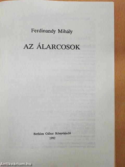 Az álarcosok