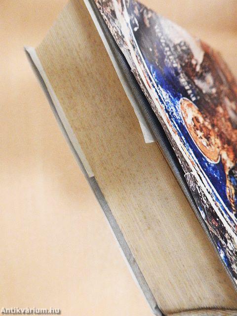 "Fehér szél támad..."