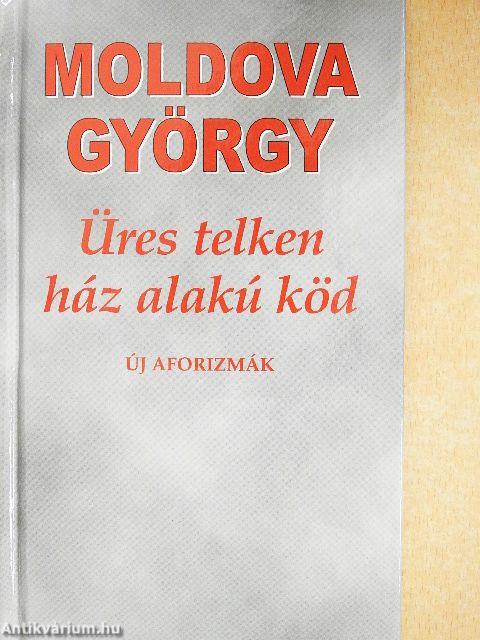 Üres telken ház alakú köd