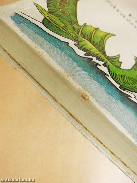 Furcsaságok szárazon és vízen