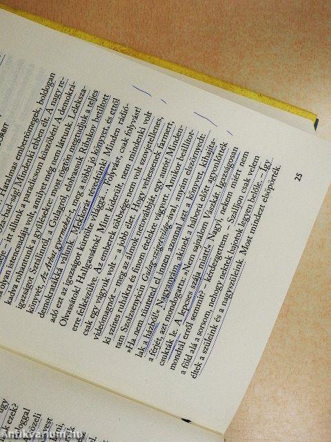 Elhordott múltjaink