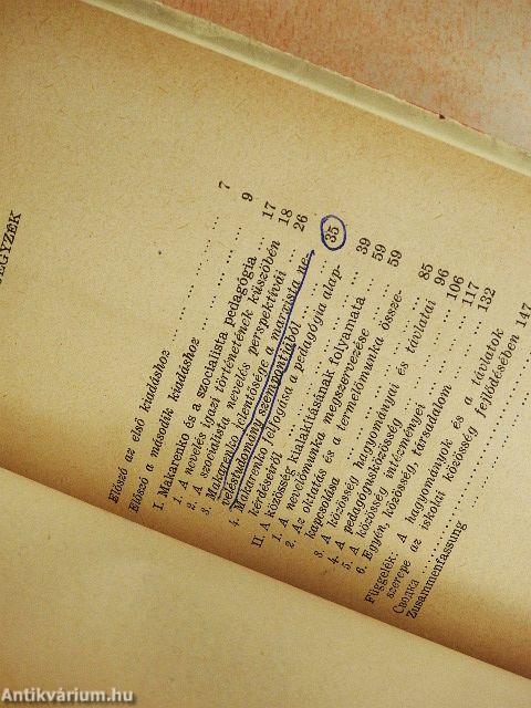 A szocialista gyermekközösség kialakítása