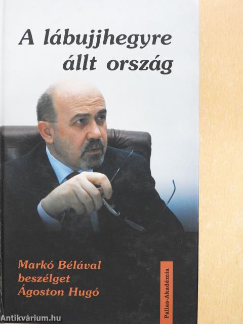 A lábujjhegyre állt ország (dedikált példány)