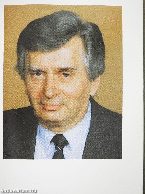 Modell és valóság I-II.