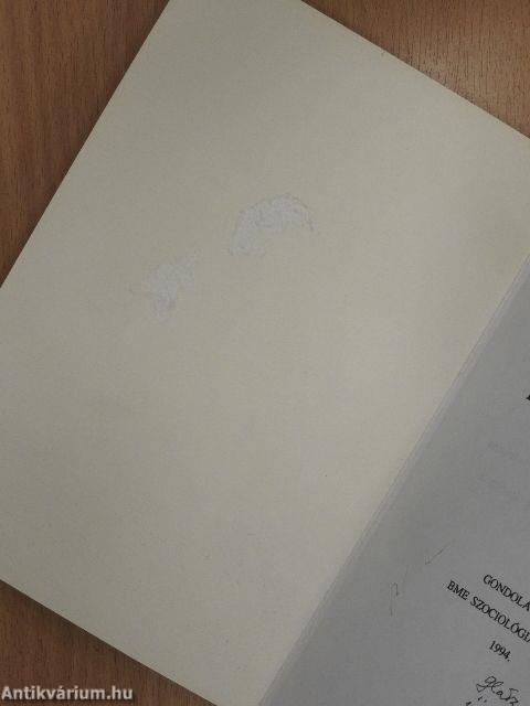 Perlekedő tudáselméletek (dedikált példány)